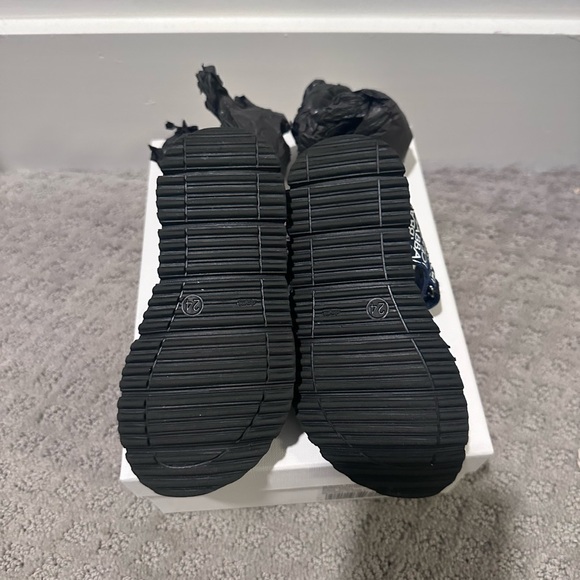 Dolce and Gabbana sandals - Picture 3 of 4